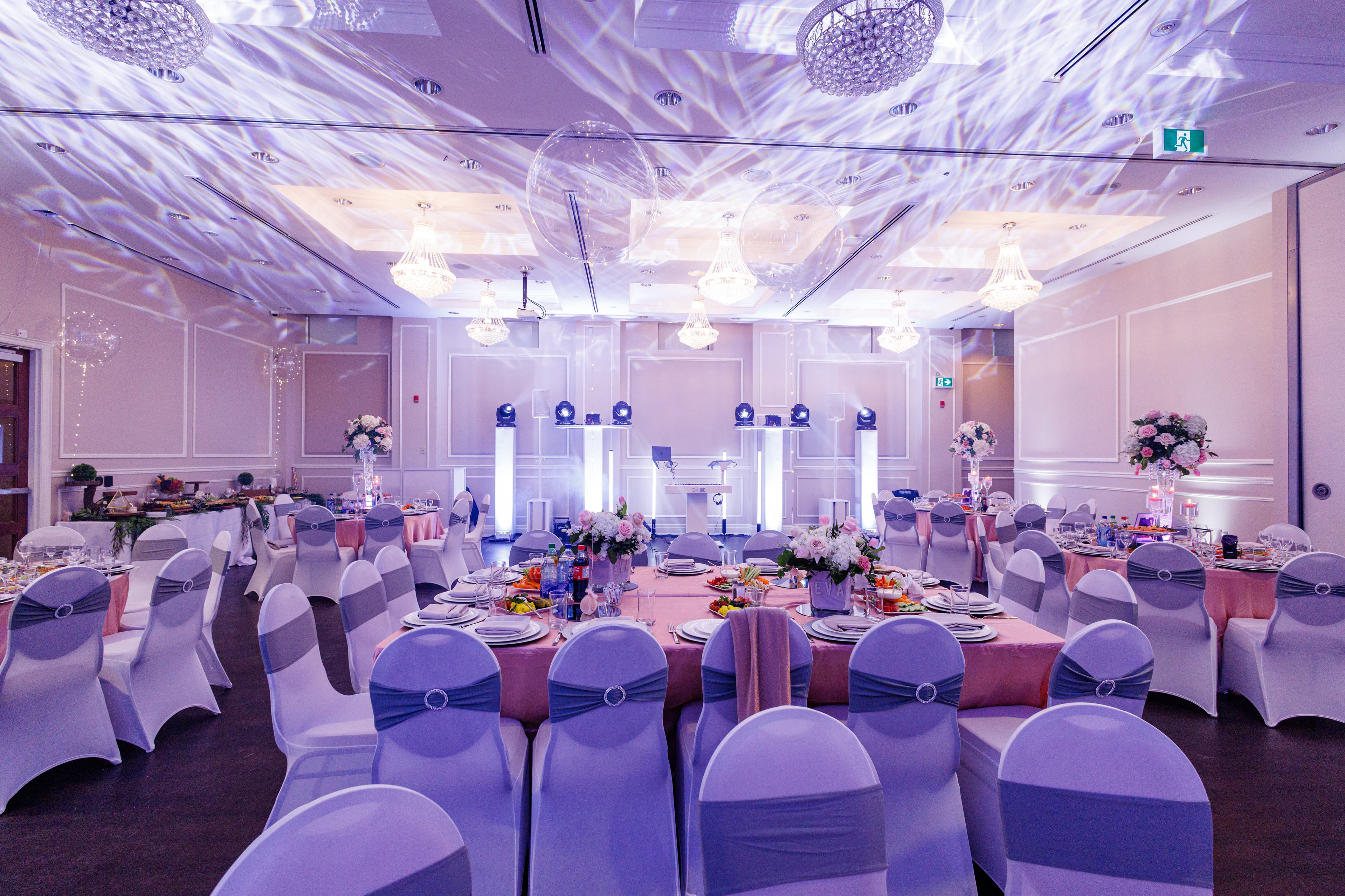 Banquet hall photo
